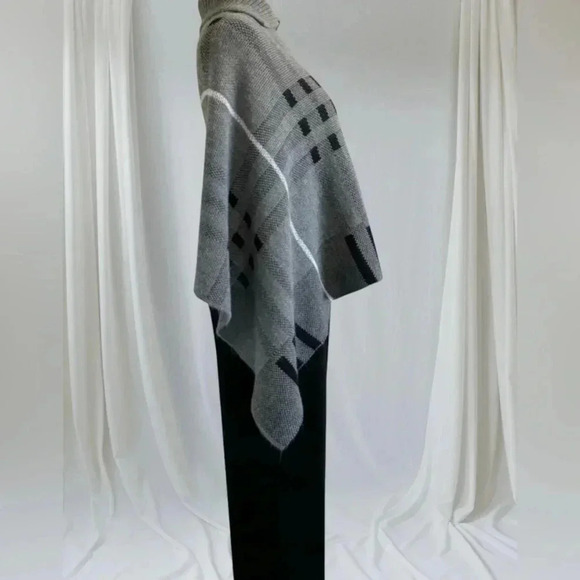 💟💎Vintage Poncho/Shawl Sweater - Picture 5 of 14